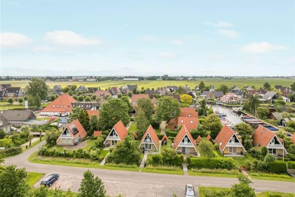 Holiday home Vakantiewoning Sneekermeer, Huur Sloep Of Zeilboot Mogelijk *