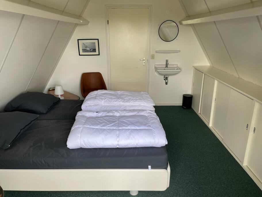 Vakantiewoning Sneekermeer, Huur Sloep Of Zeilboot Mogelijk * Goingarijp